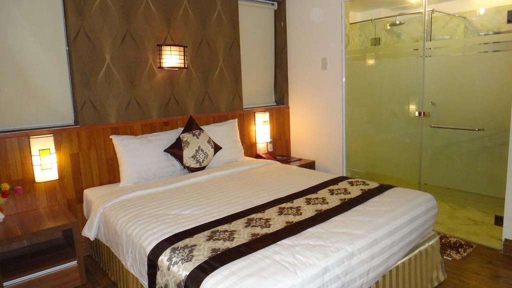 Minh Nhat Hotel Nha Trang Room photo