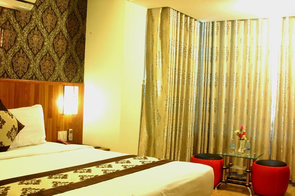 Minh Nhat Hotel Nha Trang Room photo